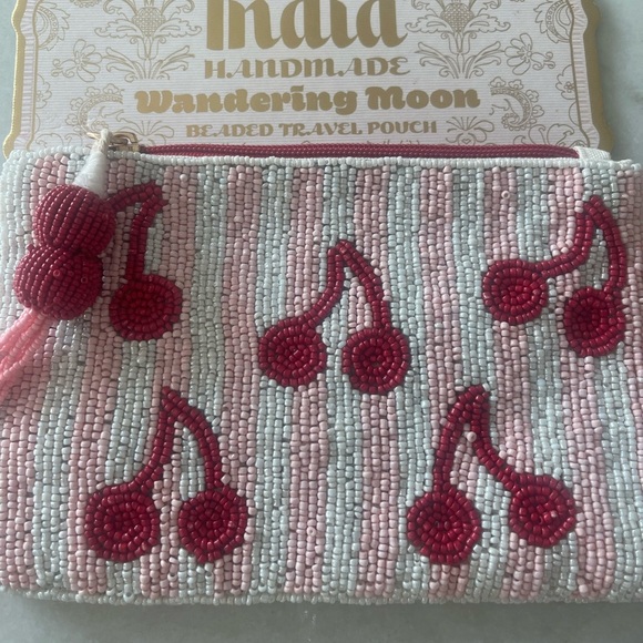 CHERRIES BEADED POUCH! Zip closure and tassel detail! Cute! New - Picture 1 of 2